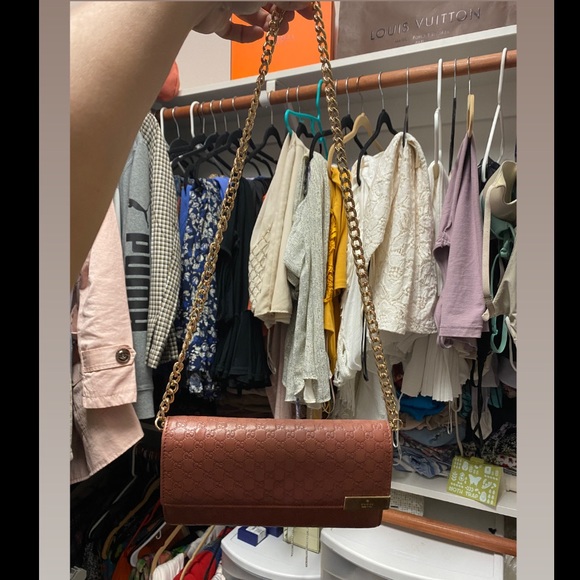 Gucci Orange Embossed Leather Clutch with Gold Chain - Picture 5 of 5